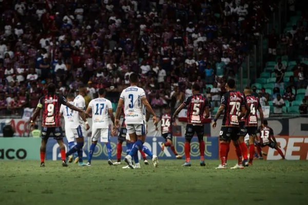 
				
					CSA perde para o Bahia em Salvador e segue em situação delicada na Série B: 1 a 0
				
				