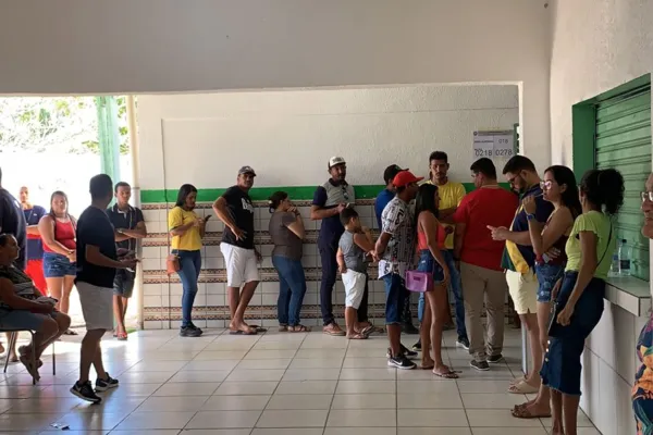 
				
					VÍDEO: locais de votação no interior de Alagoas registram longas filas
				
				