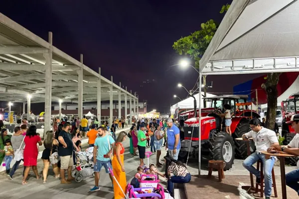 
				
					Mais de 18 mil pessoas já visitaram a 72ª Expoagro Alagoas
				
				