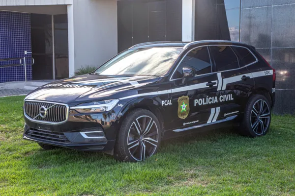 
				
					Justiça cede à PC carros de luxos avaliados em mais de R$ 1 milhão
				
				