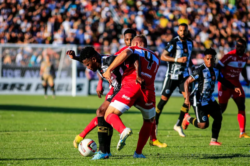 CRB vence ASA e leva boa vantagem para o duelo de volta da decisão