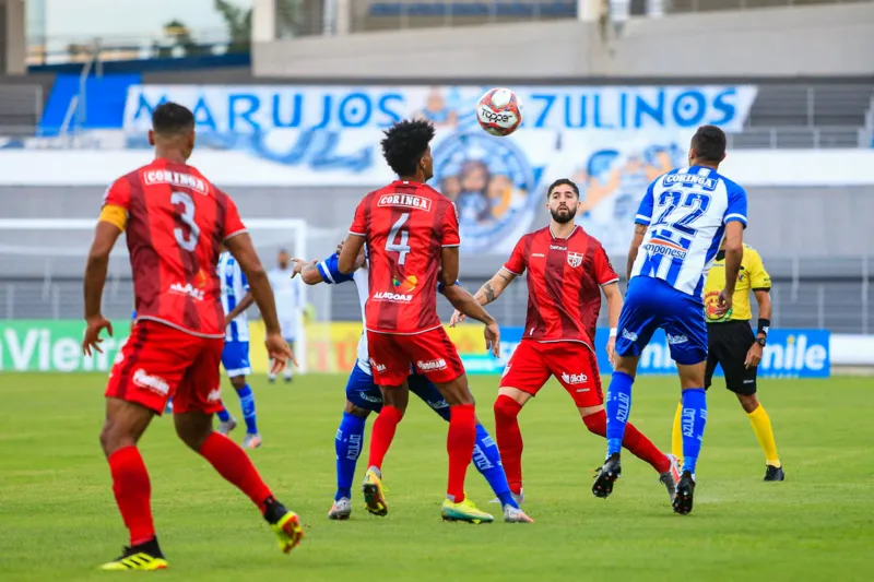 No Clássico das Multidões, CSA vence o CRB por 1 a 0 e garante a classificação antecipada às semifinais do Alagoano