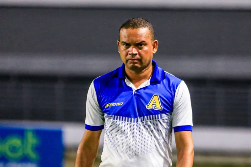 Técnico Rommel Vieira ainda não conseguiu nenhuma vitória no Estadual