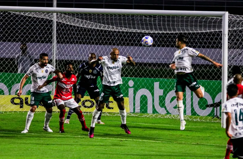 CRB perde para o Palmeiras, no Rei Pelé, no jogo de ida da Copa do Brasil: 1 a 0
