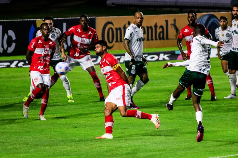 CRB perde para o Palmeiras, no Rei Pelé, no jogo de ida da Copa do Brasil: 1 a 0