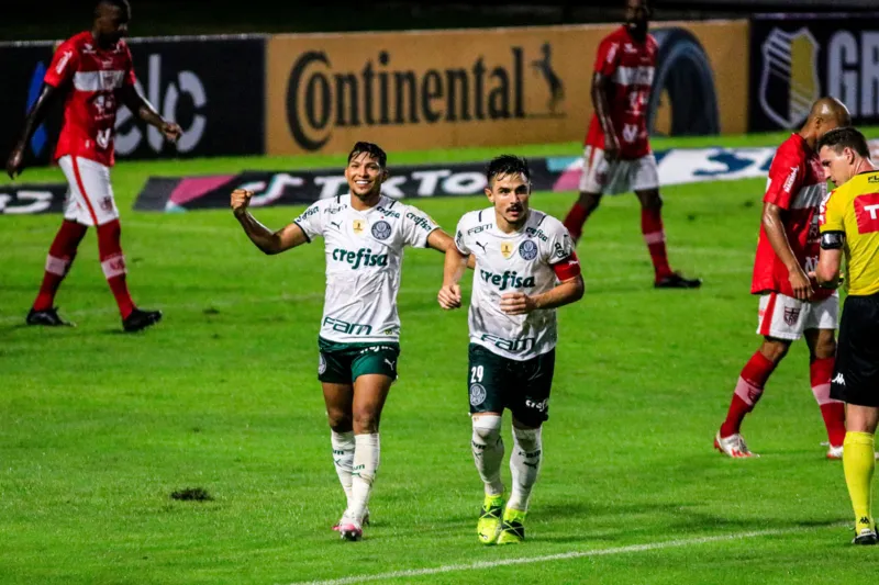 CRB perde para o Palmeiras, no Rei Pelé, no jogo de ida da Copa do Brasil: 1 a 0