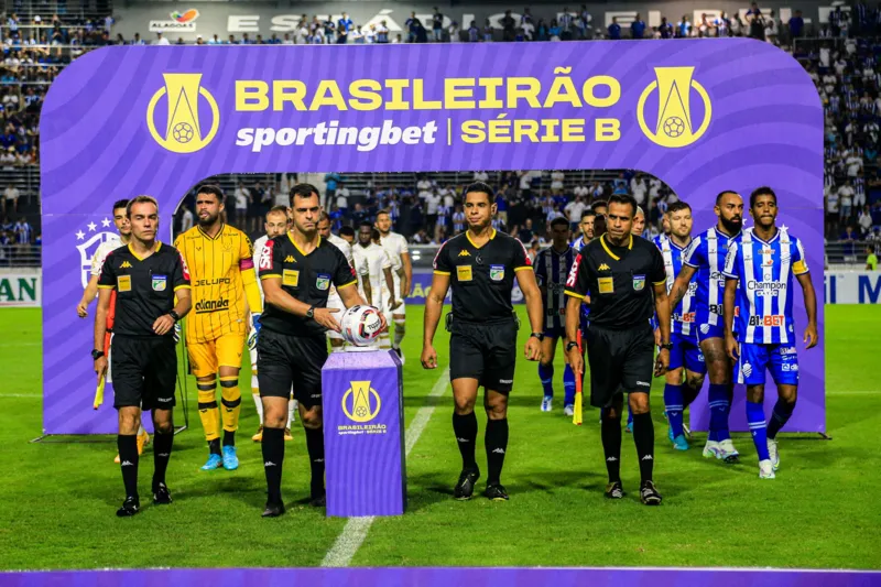 Em jogo atrasado, CSA faz partida fraca e fica apenas no 1 a 1 com o Criciúma, no Rei Pelé
