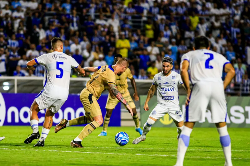 CSA perdeu para o Confiança na 1ª rodada da Série C e volta ao Rei Pelé
