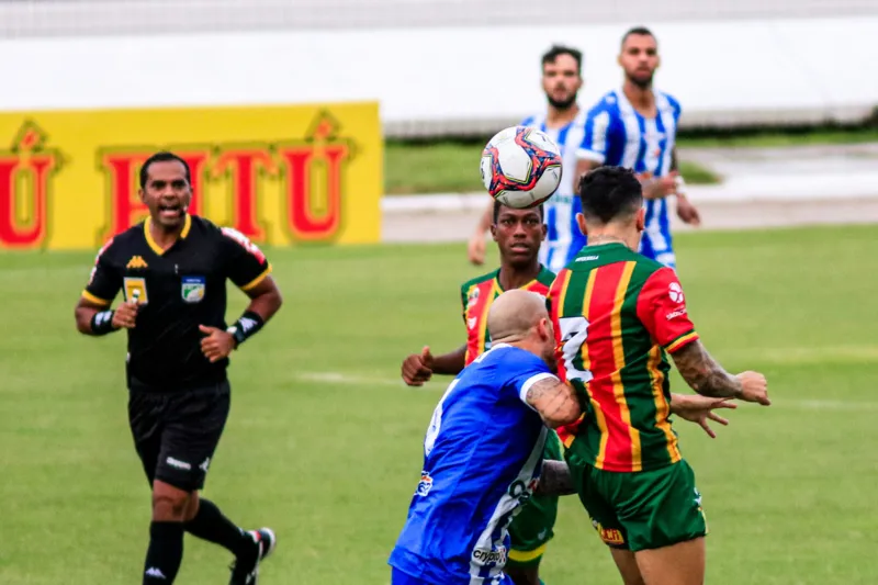 CSA fica no empate por zero a zero com o Sampaio e segue sem vencer na Série B