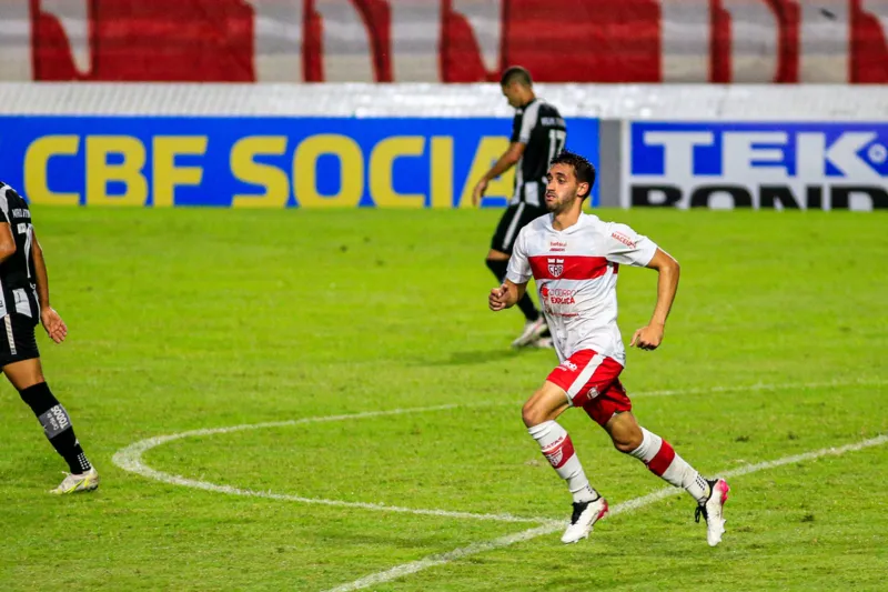 CRB vence Botafogo de virada, no Rei Pelé, e chega ao G-4 da Série B: 2 a 1