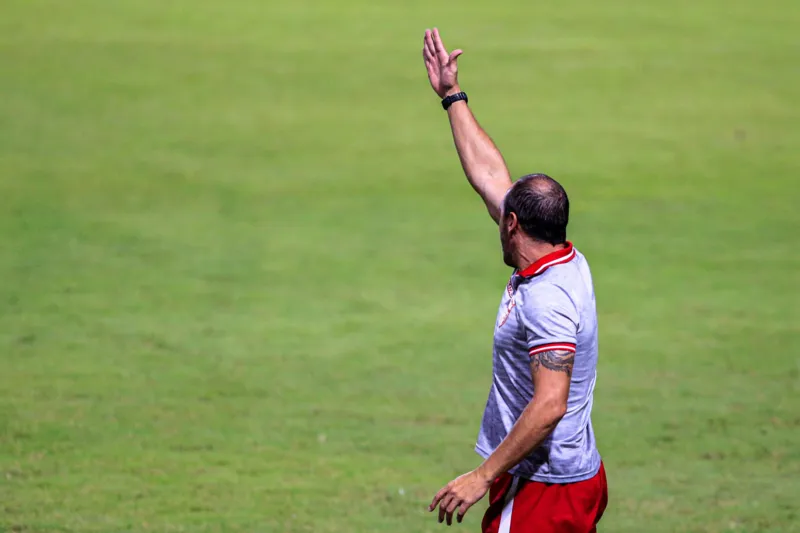 CRB vence Botafogo de virada, no Rei Pelé, e chega ao G-4 da Série B: 2 a 1