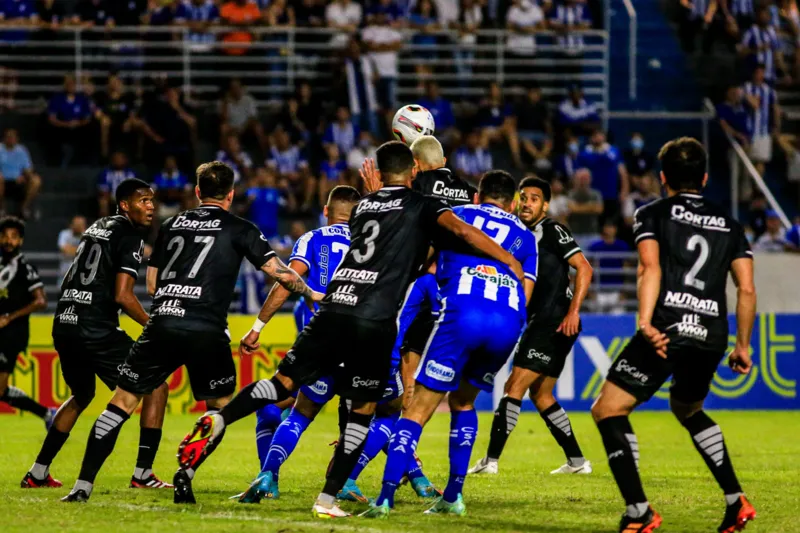 CSA decepciona, perde para a Ponte Preta e desce uma posição na tabela da Série B: 1 a 0