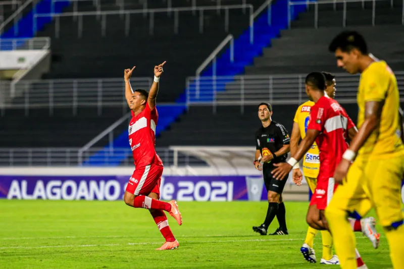 CRB derrota o Aliança por 2 a 0 no Rei Pelé