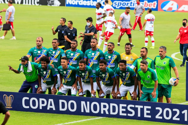 CRB fica no empate com o Altos-PI e enfrenta o Bahia na próxima fase do Nordestão: 1 a 1