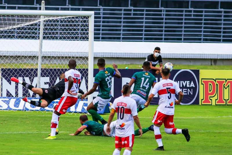 CRB fica no empate com o Altos-PI e enfrenta o Bahia na próxima fase do Nordestão: 1 a 1