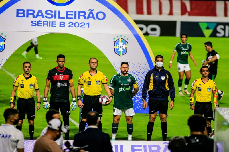 No Rei Pelé, CRB tem invencibilidade de 15 jogos quebrada em derrota para o Goiás: 1 a 0