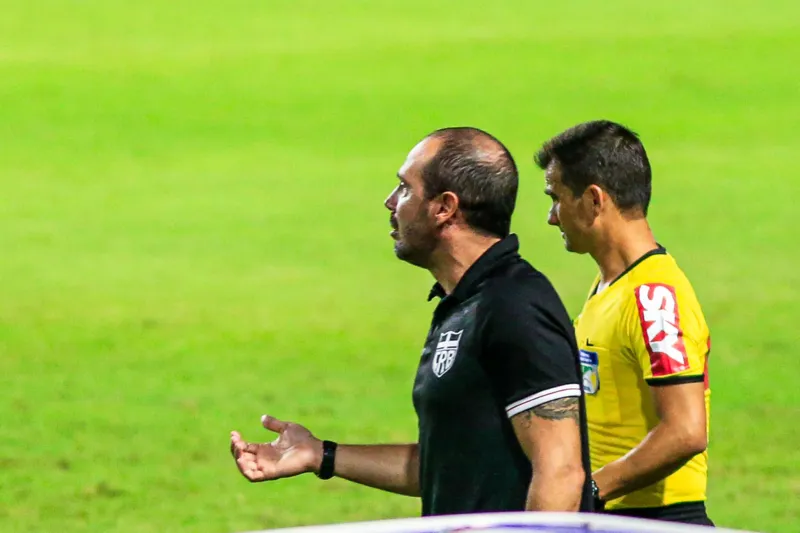 No Rei Pelé, CRB tem invencibilidade de 15 jogos quebrada em derrota para o Goiás: 1 a 0