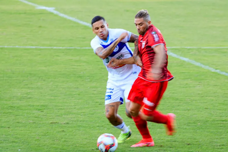 CRB bate o Confiança por 3 a 2 e conquista a primeira vitória em casa na Série B