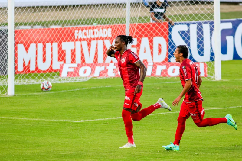 CRB bate o Confiança por 3 a 2 e conquista a primeira vitória em casa na Série B