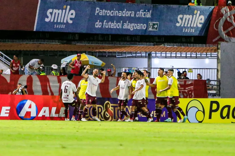 No segundo clássico do ano, CRB e CSA ficam no empate por 1 a 1, pelo Nordestão
