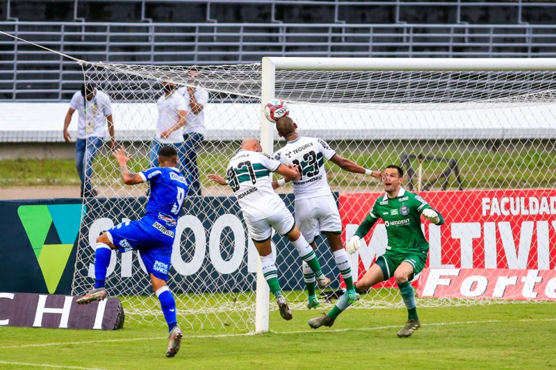 Em sua melhor apresentação nesta Série B, CSA atropela o líder Coritiba, no Rei Pelé: 3 a 0