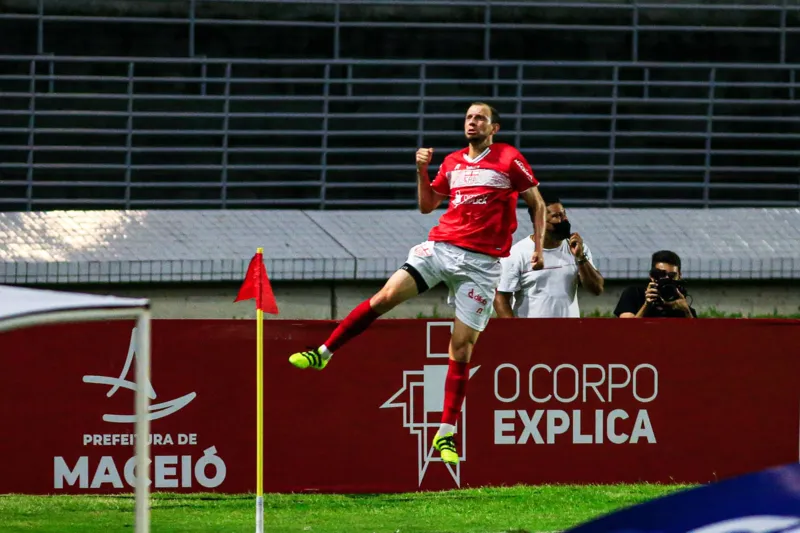 Renan Bressan foi o herói regatiano na partida