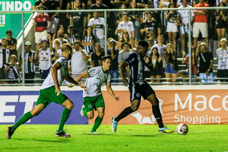 Gigante foi para o intervalo com uma boa vantagem