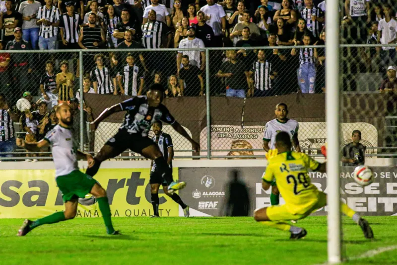 ASA vence Murici em jogo cheio de expulsos e está na final do Alagoano
