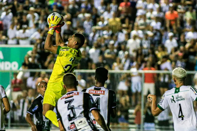 ASA vence Murici em jogo cheio de expulsos e está na final do Alagoano
