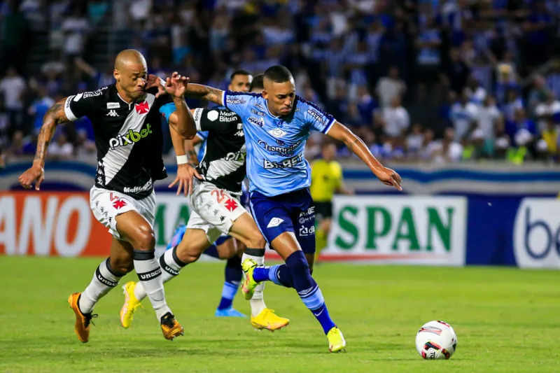 Último triunfo do Azulão aconteceu há duas rodadas, contra o Vasco