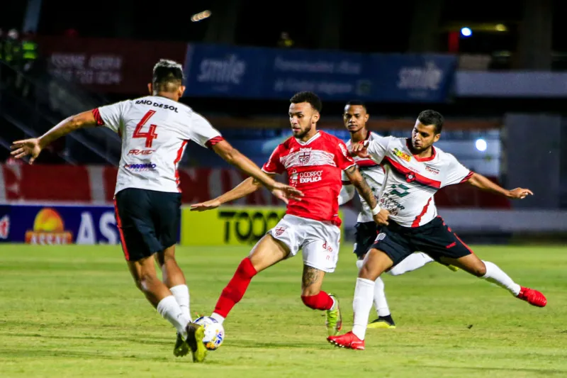 CRB bate o Moto Club por 2 a 0 e garante vaga na Copa do Nordeste 2022