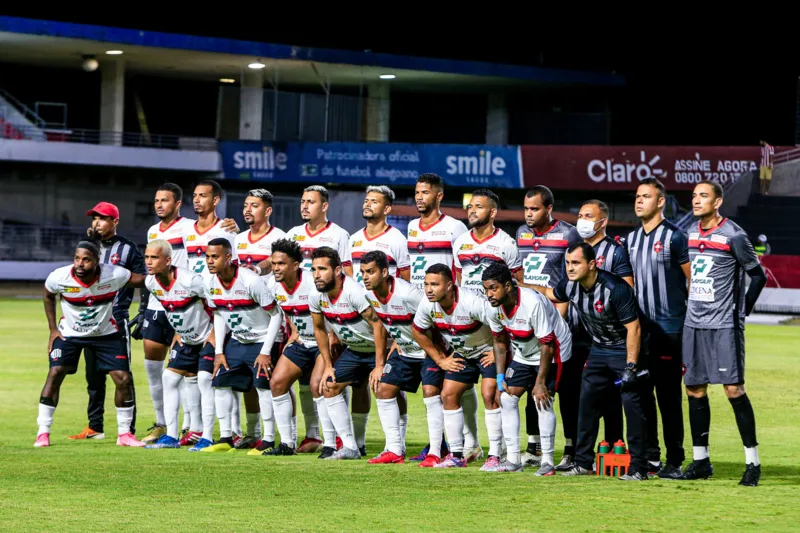 CRB bate o Moto Club por 2 a 0 e garante vaga na Copa do Nordeste 2022