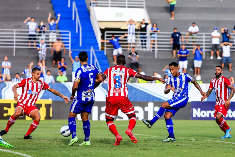 CSA vence o Náutico e encosta no Fortaleza, líder da Copa do Nordeste: 3 a 1
