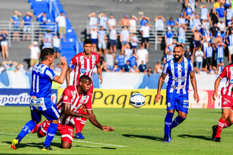 CSA vence o Náutico e encosta no Fortaleza, líder da Copa do Nordeste: 3 a 1
