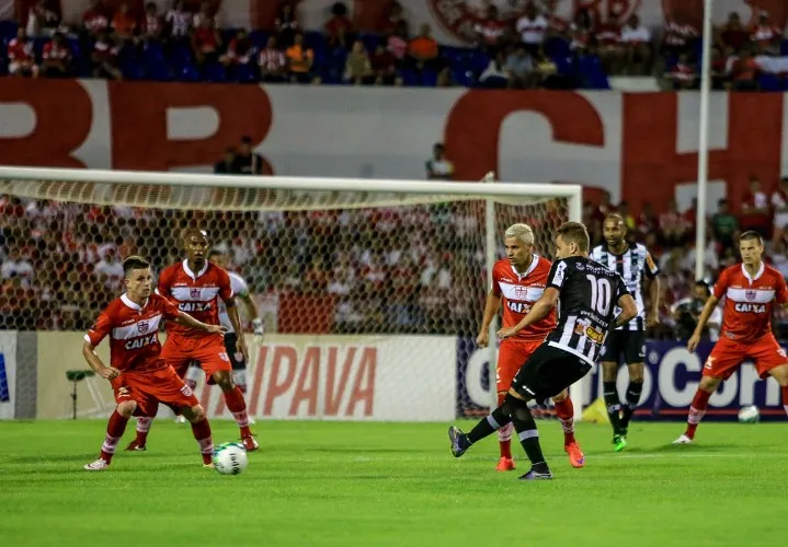 CRB e Tupi se enfrentaram no Estádio Rei Pelé