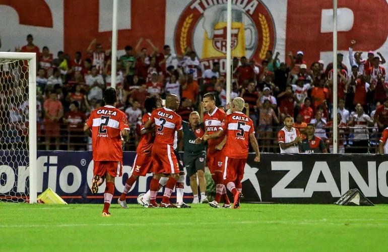 CRB e Tupi se enfrentaram no Estádio Rei Pelé