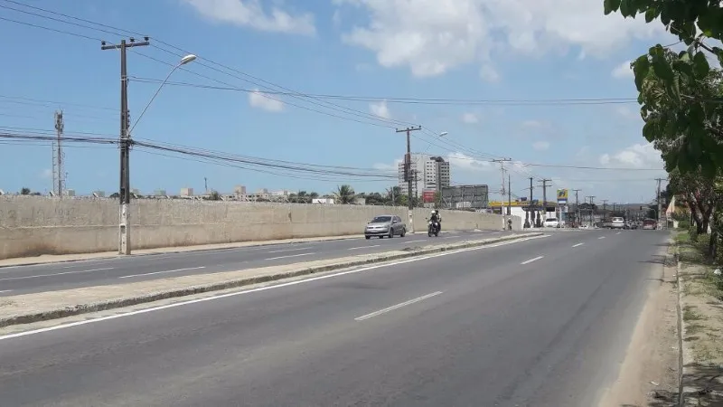 Imagens mostram obras realizadas nos bairros do Farol e Benedito Bentes