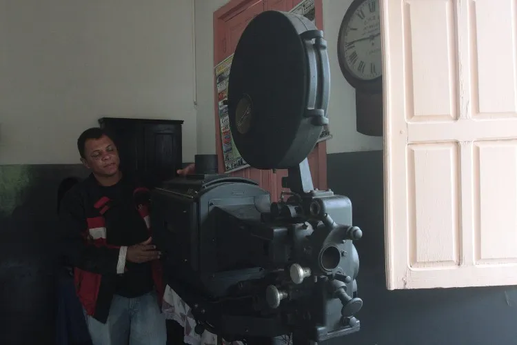 Fundada em 1913, pelo desbravador Delmiro Gouveia, a usina encerrou as atividades em 1960