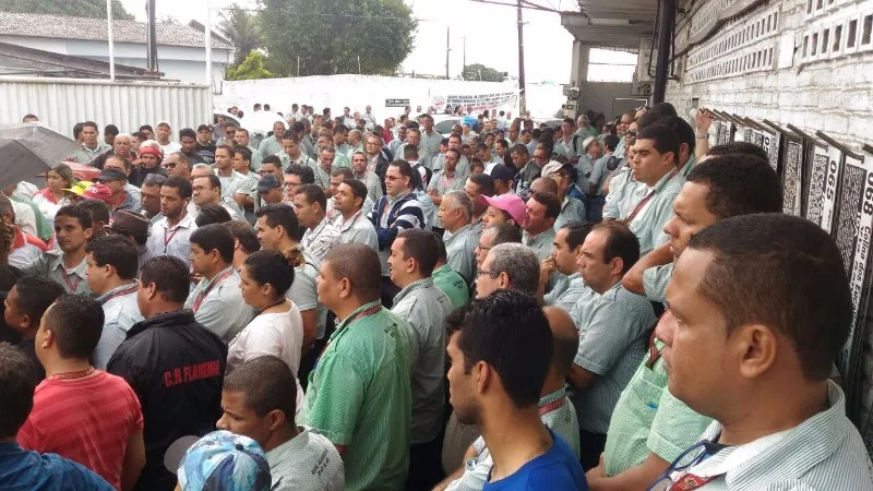 Reunião aconteceu na garagem da empresa São Francisco