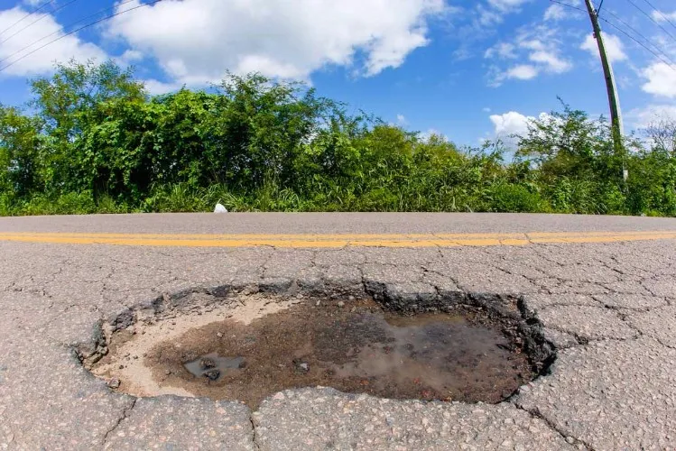 Estradas refletiram os estragos provocados pelas chuvas