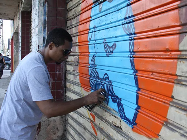 Joe Santos é um dos grafiteiros mais renomados de Alagoas