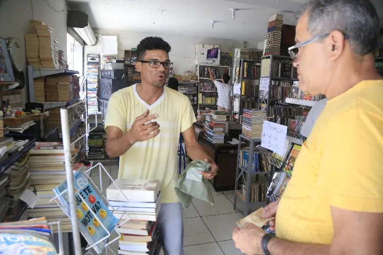 Maceioenses continuam procurando os espaços, mas agora também em busca de discos e CDs