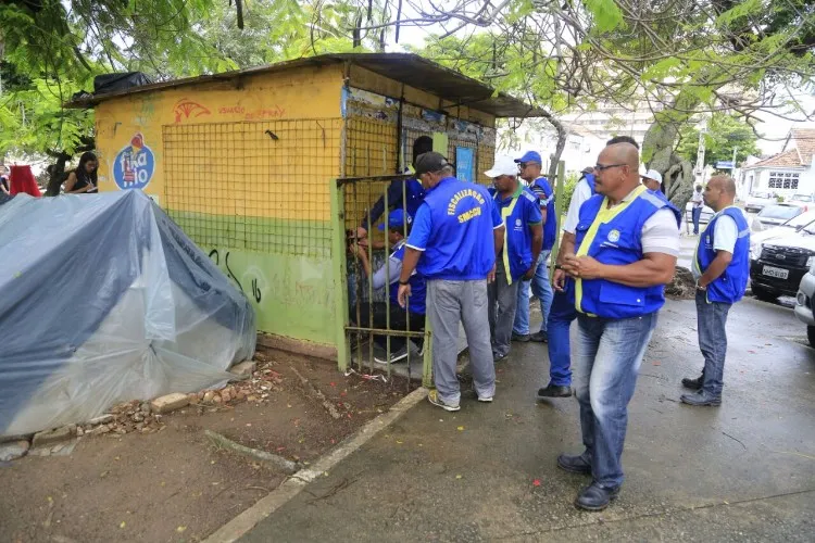 Moradores de rua, assentados e ambulantes são notificados para deixar Sinimbu