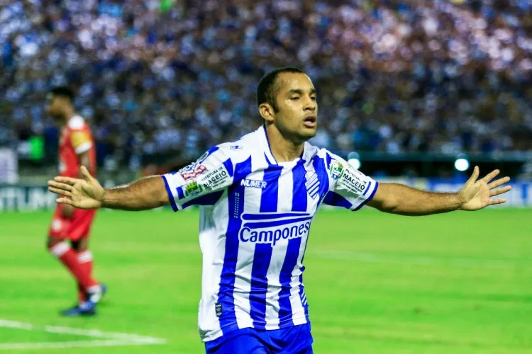 CSA faz 1x0, volta a vencer o Tombense-MG e garante classificação