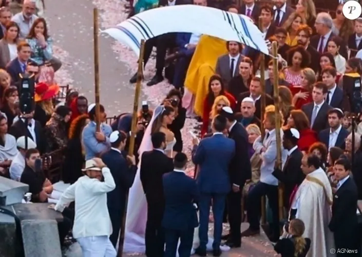 Realizada no Cristo Redentor, a cerimônia seguiu o ritual judaico