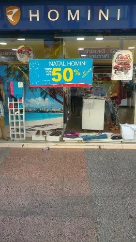 População aproveita o momento pós-feriado e a queima de preço dos produtos para fazer compras