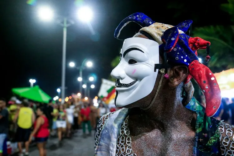 Desfile de blocos abriu as prévias carnavalescas em Alagoas 