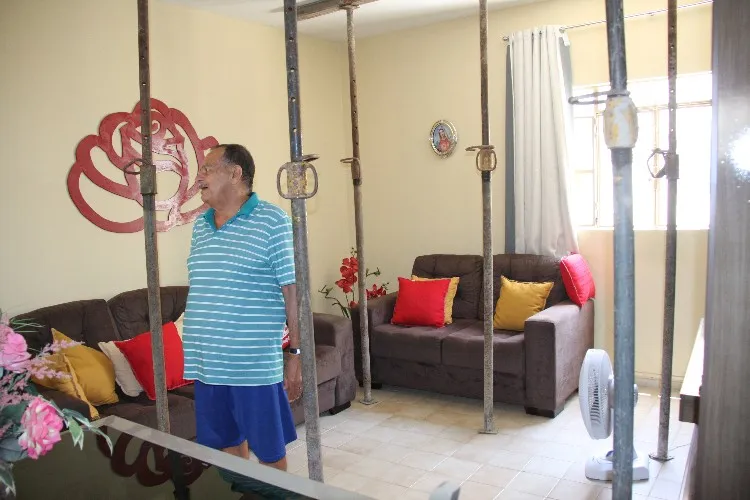 Engenheiros da Defesa Civil estiveram no bairro do Pinheiro 