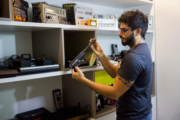 Além de expor material em seu estúdio, Tom Carvalho também participa de eventos