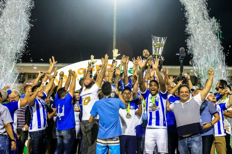 CSA venceu o CRB por 2x0 e levantou a taça pela 38ª vez